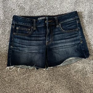 American eagle dark wash Jean shorts size 8